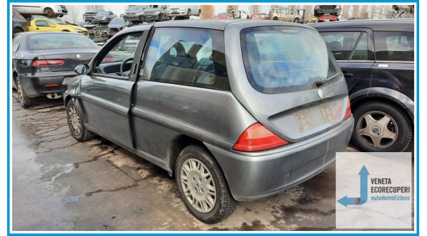 LANCIA Y  del 2003 parti usate e ricambi