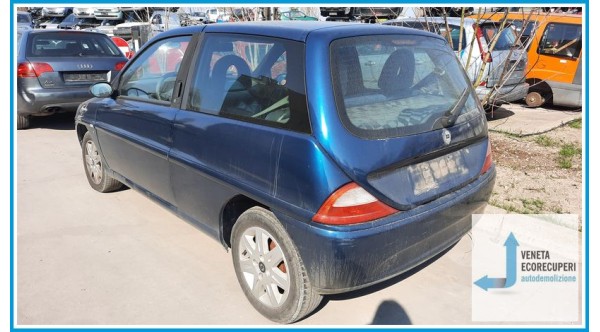 LANCIA Y  del 2001 parti usate e ricambi