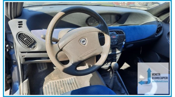 LANCIA Y  del 2001 parti usate e ricambi