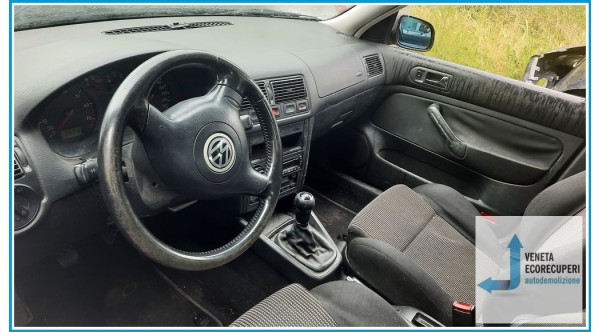 VOLKSWAGEN GOLF 1J del 2000 parti usate e ricambi - Tipo Motore APF