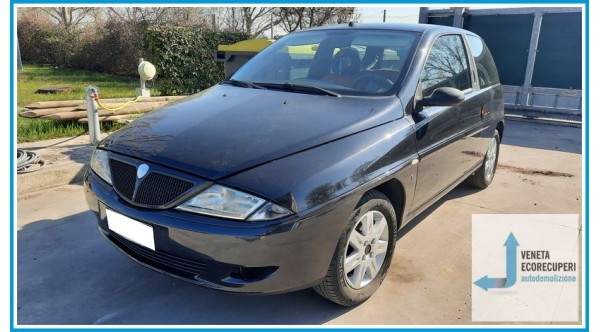 LANCIA Y  del 2003 parti usate e ricambi