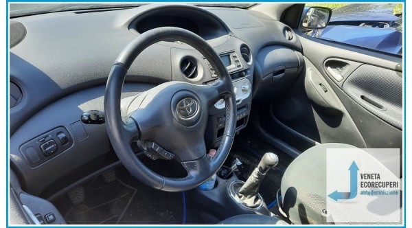 TOYOTA YARIS JPP del 2004 parti usate e ricambi - Tipo Motore 1NDTV