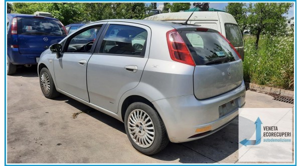 FIAT GRANDE PUNTO 2Y del 2007 parti usate e ricambi - Tipo Motore 199A4000