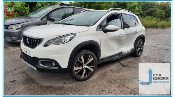PEUGEOT 2008  del 2018 parti usate e ricambi - Tipo Motore YH01