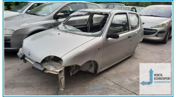 FIAT SEICENTO 1E del 2002 parti usate e ricambi - Tipo Motore 187A1000