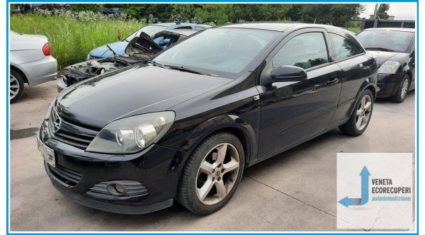 OPEL ASTRA A04 del 2005 parti usate e ricambi - Tipo Motore Z16XEP