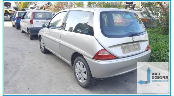LANCIA Y  del 2002 parti usate e ricambi