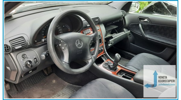 MERCEDES-BENZ Classe C W/S203 del 2001 parti usate e ricambi - Tipo Motore 611962