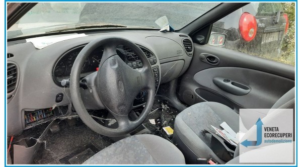 FORD FIESTA DX del 1999 parti usate e ricambi - Tipo Motore RTJ