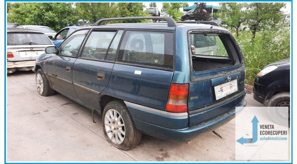 OPEL ASTRA T92 del 1997 parti usate e ricambi - Tipo Motore X17DT