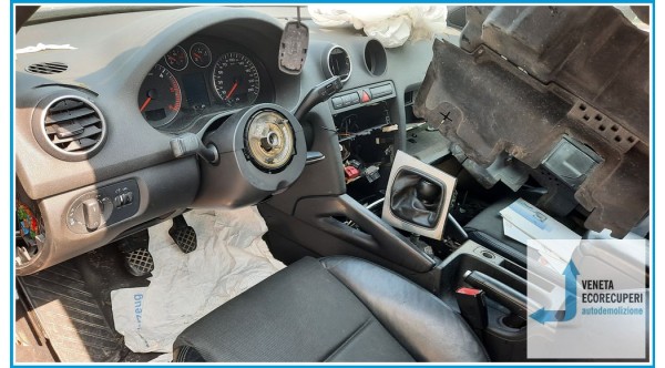 AUDI A3 8P del 2006 parti usate e ricambi - Tipo Motore BKD