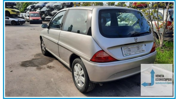 LANCIA Y  del 2002 parti usate e ricambi