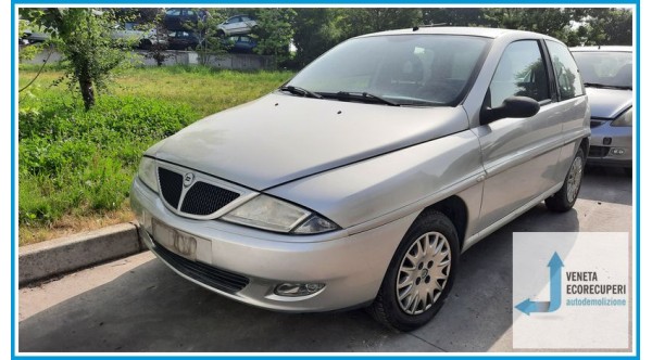 LANCIA Y  del 2003 parti usate e ricambi