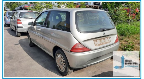 LANCIA Y  del 2003 parti usate e ricambi