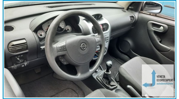 OPEL CORSA X01 del 2006 parti usate e ricambi - Tipo Motore Z10XEP