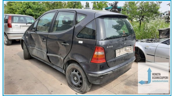 MERCEDES-BENZ Classe A W168 del 1999 parti usate e ricambi - Tipo Motore 668940