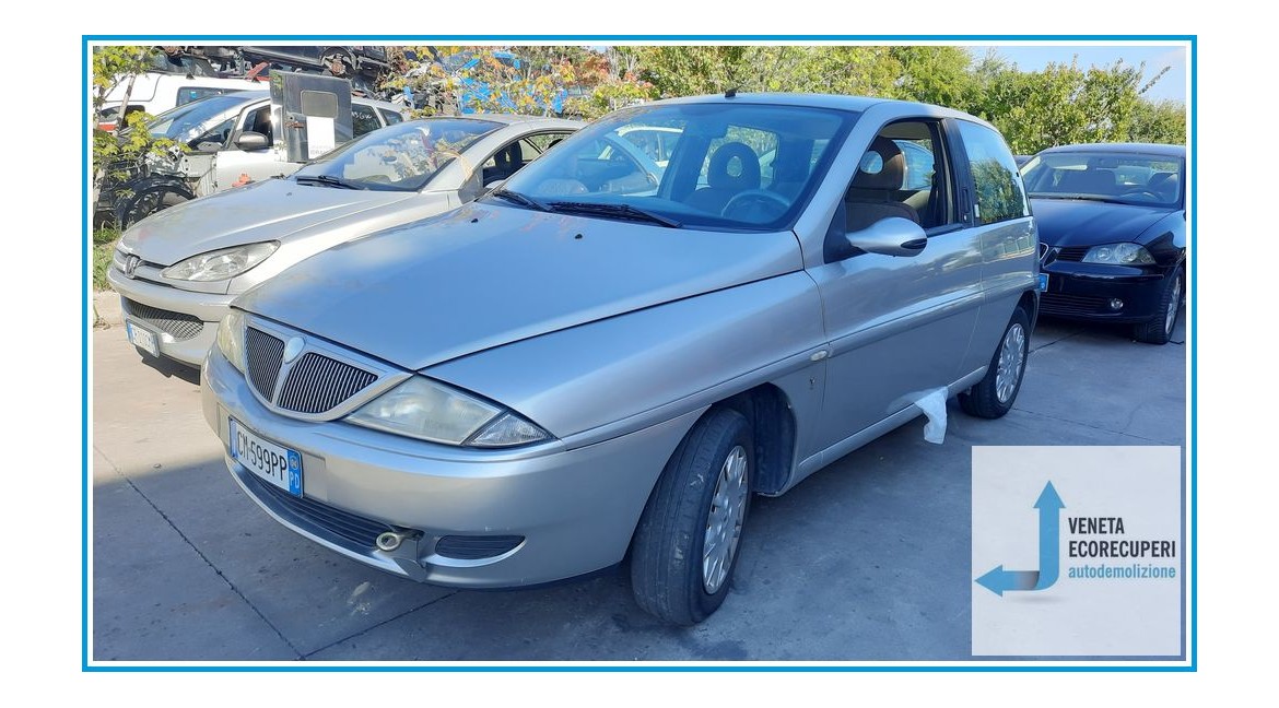 LANCIA Y  del 2004 parti usate e ricambi