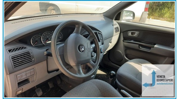 KIA CARENS 1a Serie  del 2003 parti usate e ricambi - Tipo Motore D4EA