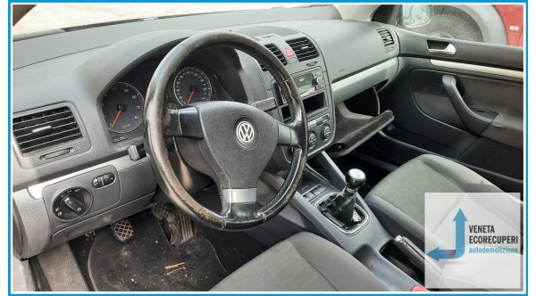 VOLKSWAGEN GOLF 1K del 2007 parti usate e ricambi - Tipo Motore BSE