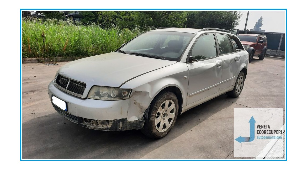 AUDI A4 8E del 2002 parti usate e ricambi - Tipo Motore AWX