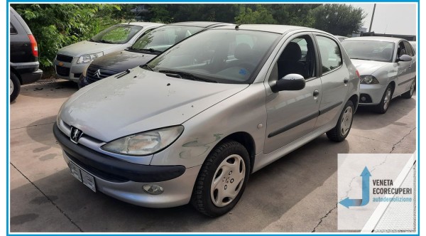 PEUGEOT 206  del 2000 parti usate e ricambi - Tipo Motore KFX