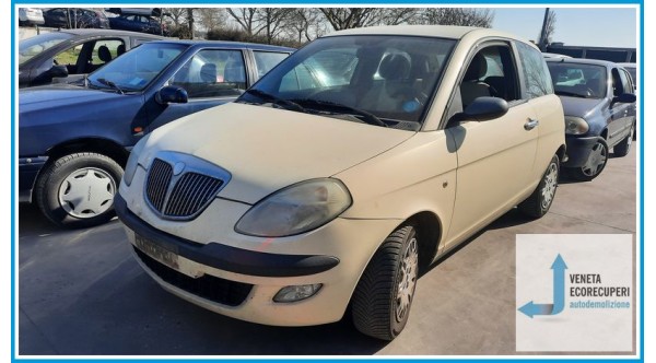 LANCIA YPSILON TE del 2005 parti usate e ricambi
