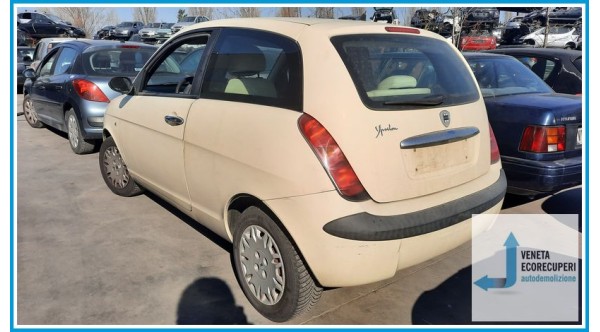 LANCIA YPSILON TE del 2005 parti usate e ricambi