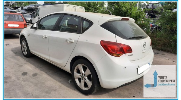 OPEL ASTRA P10 del 2010 parti usate e ricambi - Tipo Motore A13DTE