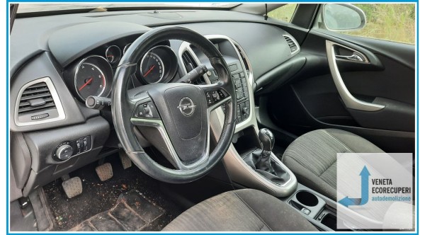 OPEL ASTRA P10 del 2010 parti usate e ricambi - Tipo Motore A13DTE