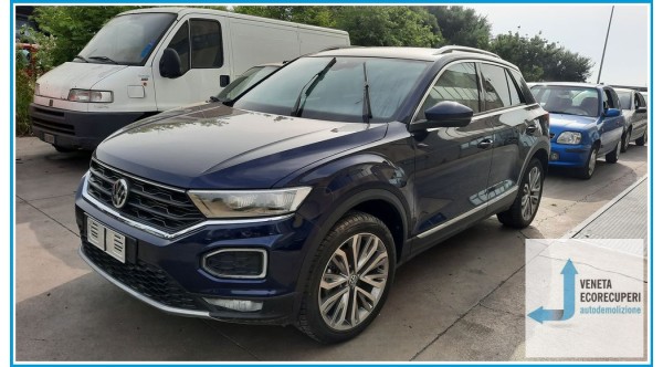 VOLKSWAGEN T-ROC  del 2019 parti usate e ricambi - Tipo Motore DGT