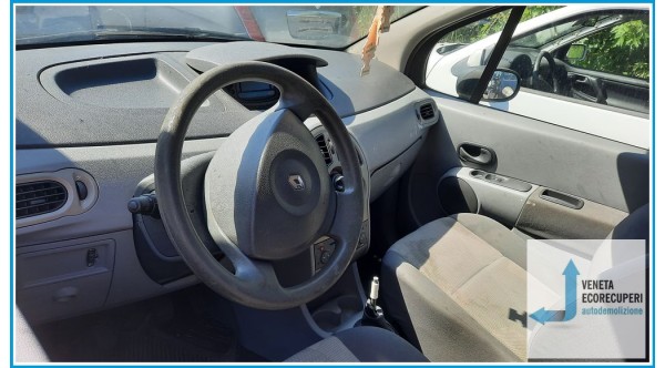RENAULT MODUS 1a Serie  del 2007 parti usate e ricambi - Tipo Motore D4FD7