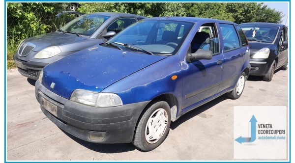 FIAT PUNTO 1a Serie  del 1999 parti usate e ricambi - Tipo Motore 176B4000