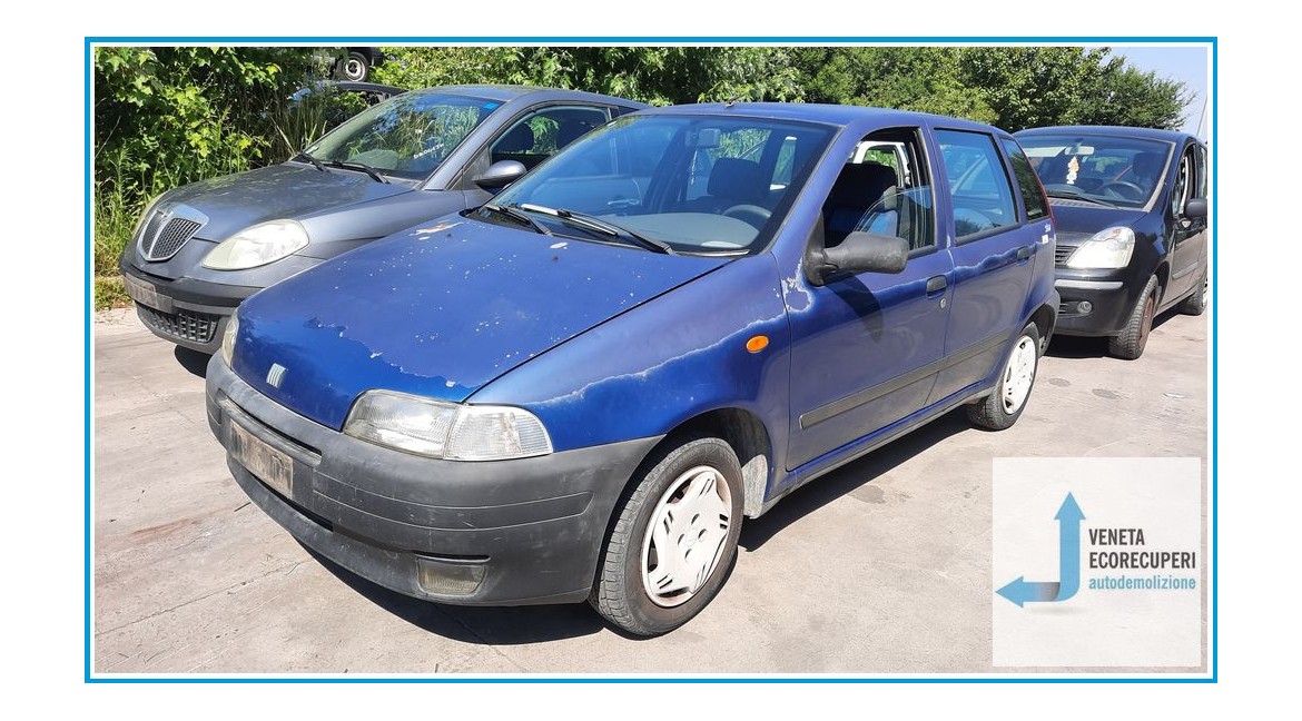 FIAT PUNTO 1a Serie  del 1999 parti usate e ricambi - Tipo Motore 176B4000