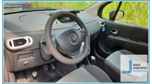 RENAULT MODUS 1a Serie  del 2008 parti usate e ricambi - Tipo Motore K9KT7