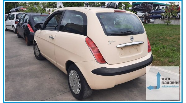 LANCIA YPSILON TE del 2004 parti usate e ricambi
