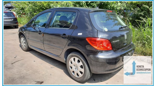 PEUGEOT 307  del 2005 parti usate e ricambi - Tipo Motore KFU