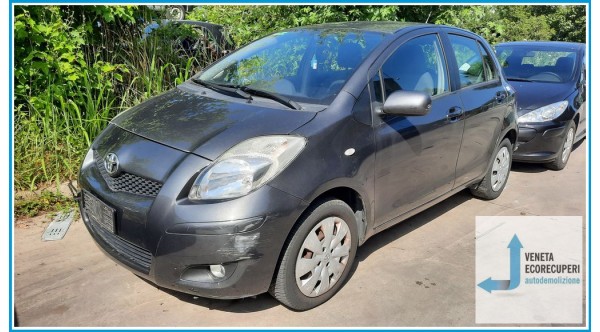 TOYOTA YARIS  del 2009 parti usate e ricambi - Tipo Motore 1NRFE