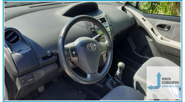 TOYOTA YARIS  del 2009 parti usate e ricambi - Tipo Motore 1NRFE