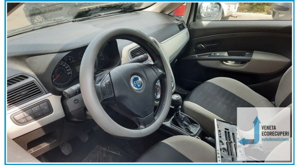 FIAT GRANDE PUNTO 2Y del 2006 parti usate e ricambi - Tipo Motore 199A4000