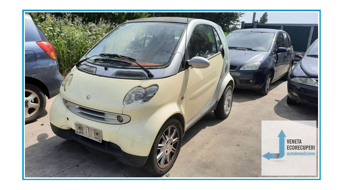 SMART COUPE' C450 del 2003 parti usate e ricambi - Tipo Motore 15