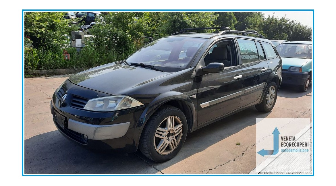 RENAULT MEGANE 2a Serie  del 2004 parti usate e ricambi - Tipo Motore F9QB8