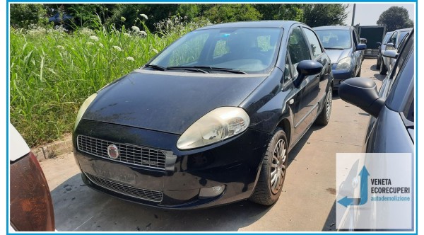 FIAT GRANDE PUNTO 4C del 2008 parti usate e ricambi - Tipo Motore 199A2000