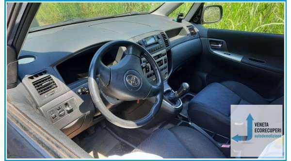 TOYOTA COROLLA 5p  del 2003 parti usate e ricambi - Tipo Motore 1CDFTV