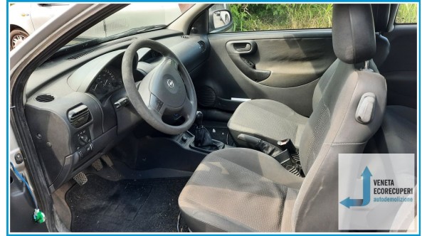 OPEL CORSA X01 del 2004 parti usate e ricambi - Tipo Motore Z12XE