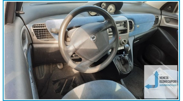 LANCIA YPSILON TE del 2003 parti usate e ricambi