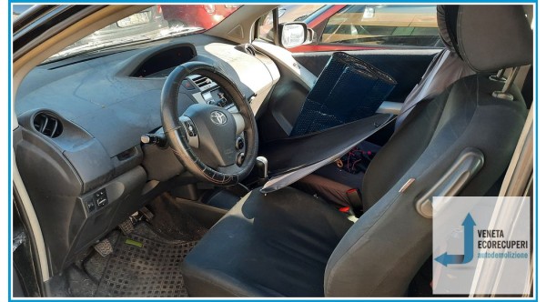 TOYOTA YARIS  del 2008 parti usate e ricambi - Tipo Motore 1NDTV
