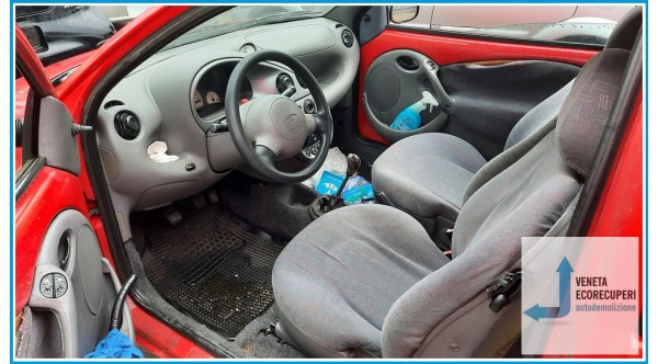 FORD KA CCQ del 1999 parti usate e ricambi - Tipo Motore J4M