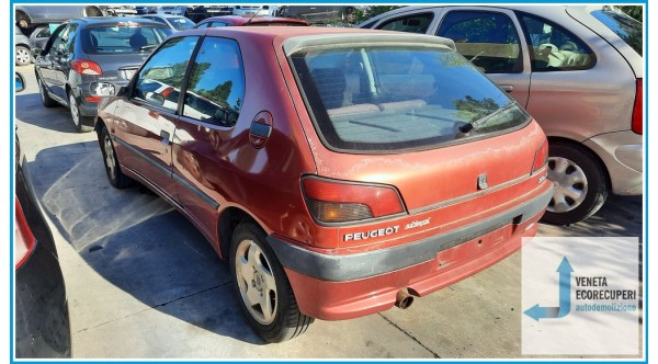 PEUGEOT 306  del 1995 parti usate e ricambi - Tipo Motore NFZ