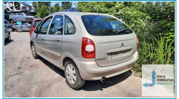 CITROEN XSARA PICASSO  del 2004 parti usate e ricambi - Tipo Motore RHY