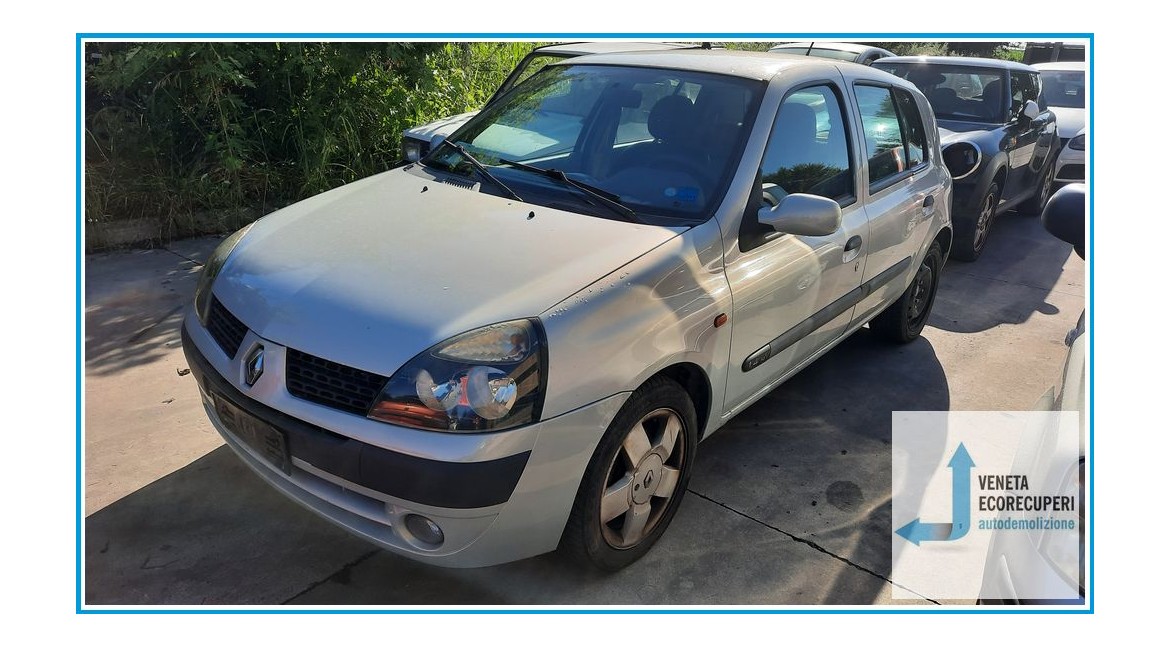 RENAULT CLIO 2a Serie  del 2001 parti usate e ricambi - Tipo Motore K4JC7